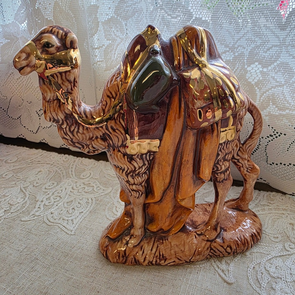 Atlantic Mold 7" Ceramic Camel Figurine Nativity Piece Brown Gold Gilted Vintage